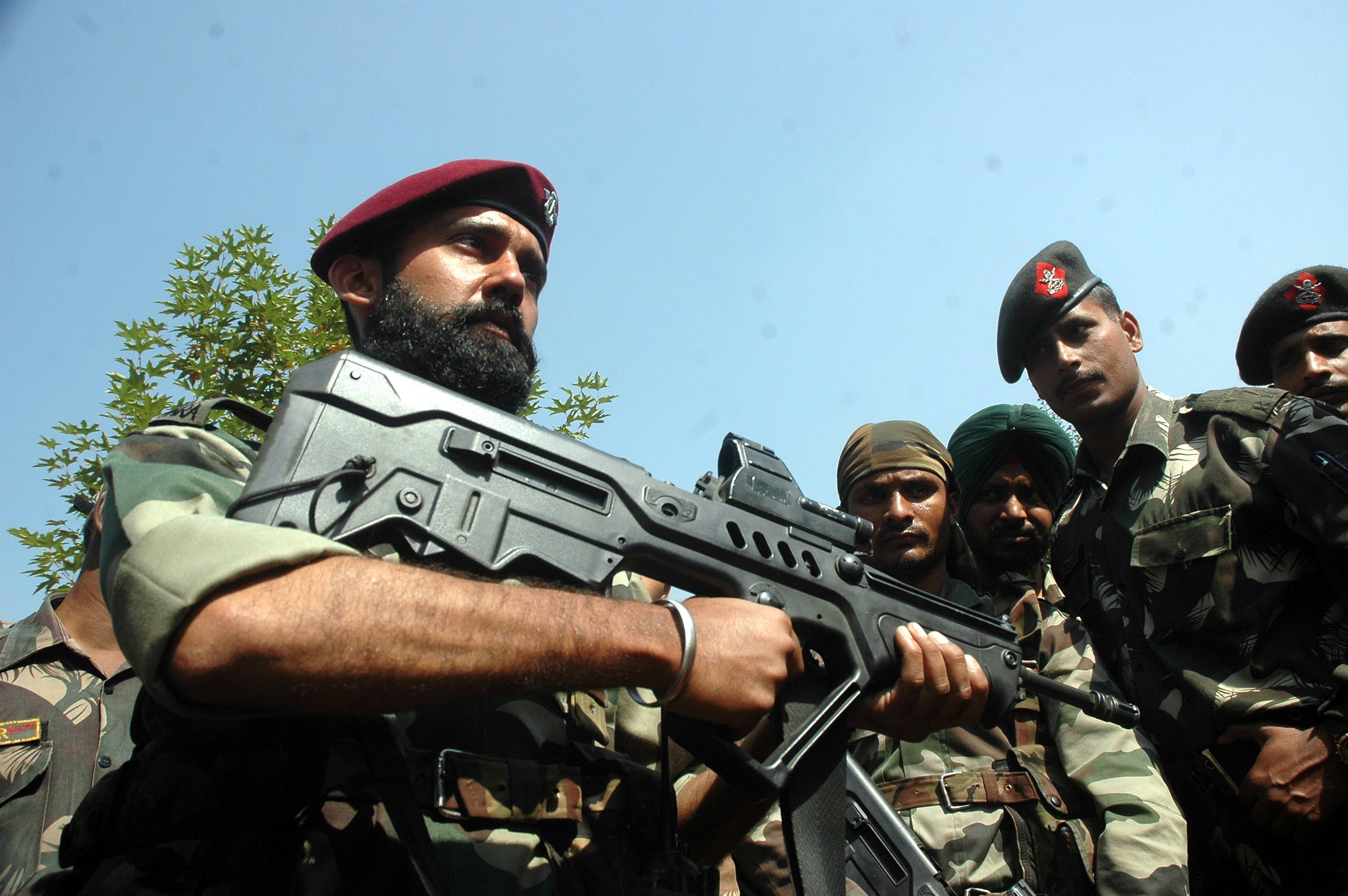 India_Para2