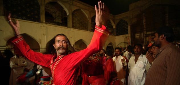 Sufis in Pakistan: Missionaries, Warriors or Statesmen?